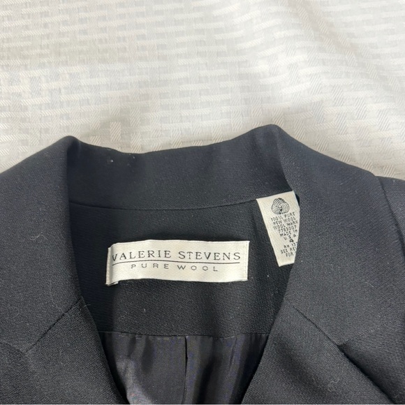 Elegant Black Button-Up Blazer/Coat/Dress - Picture 2 of 4